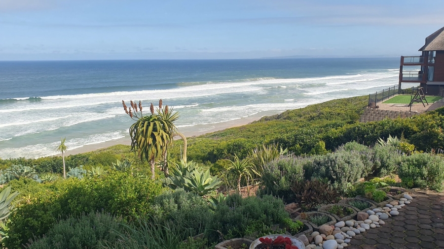 4 Bedroom Property for Sale in Dana Bay Western Cape